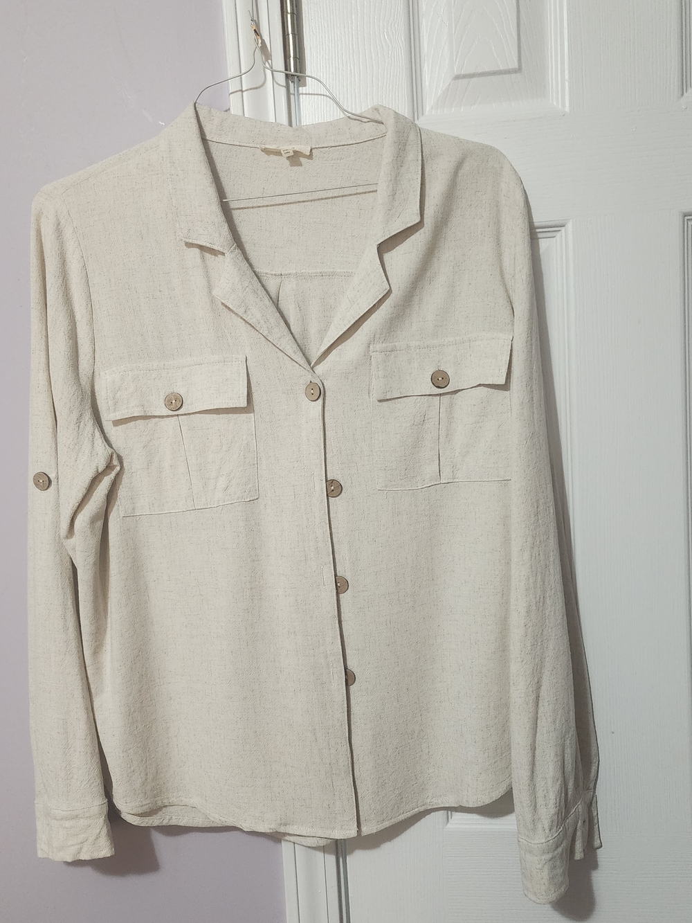 Lightweight Cream Button-Front Women’s Shirt with Chest Pockets